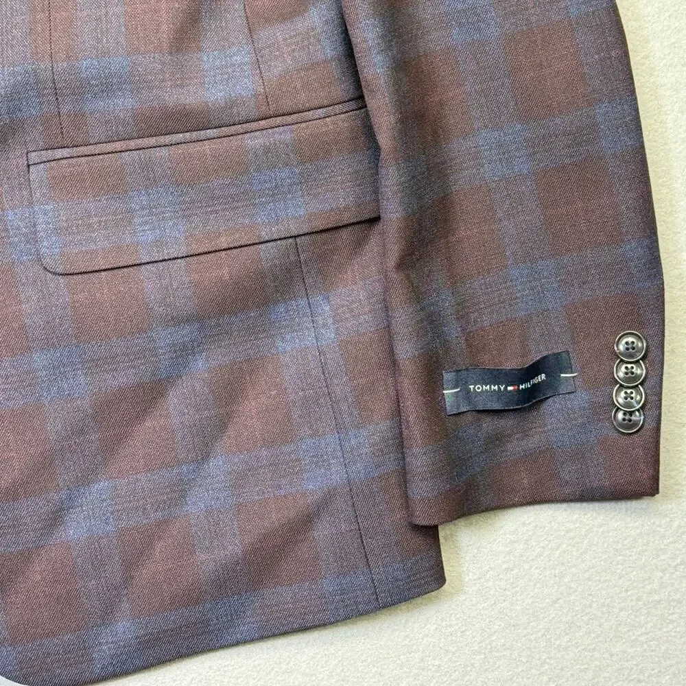 Tommy Hilfiger 36s modern